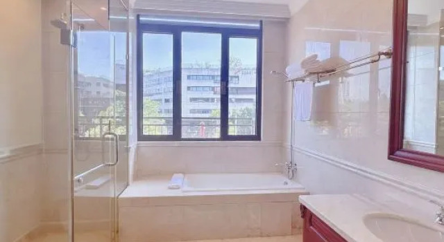 Двухместный семейный люкс Tianxi Longge Hotel