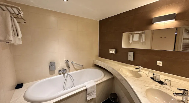 Люкс Luxury Hotel Melba