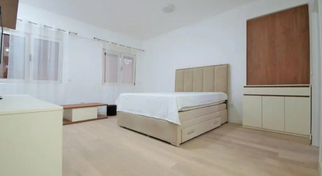 Студия Luxury Korda apartments 011