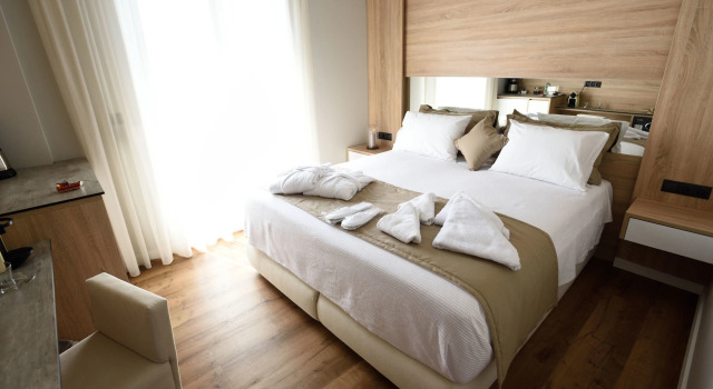 Mystique Luxury Suites, Book Guesthouse Thessaloniki Macedonia