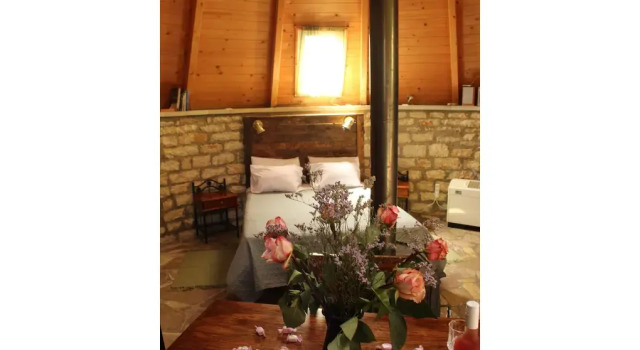 Theasis-Igloo, Prenota Affittacamere Ágnanta Tzoumerka