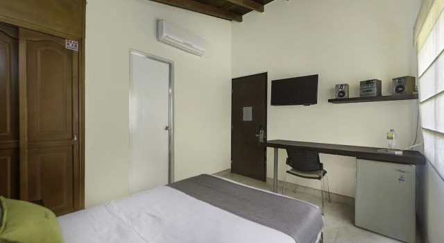 Ayenda 1220 Circular Quinta, Забронировать Отель Медельин Antioquia, рядом с Парк Белен