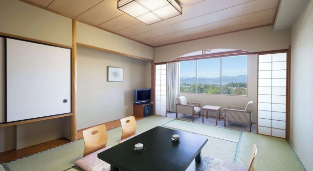 Номер Japanese style Classic с видом на горы Mercure Nagano Matsushiro Resort & Spa