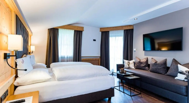 Номер Deluxe B&B Hotel Mirabel