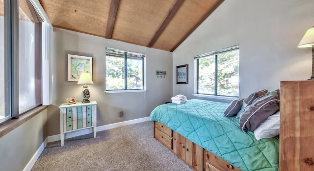 Tahoe Tyrol Lodge  3341ph 4 Bedroom Home, Забронировать Дом для отпуска Саут-Лейк-Тахо South Lake Tahoe Area, рядом с Канатная дорога Эриал-Трамвей