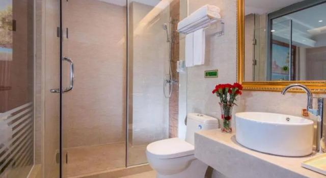 Vienna Hotel Puning South Huancheng Road High Speed Train Station, Varaa Hotelli Jieyang Guangdong