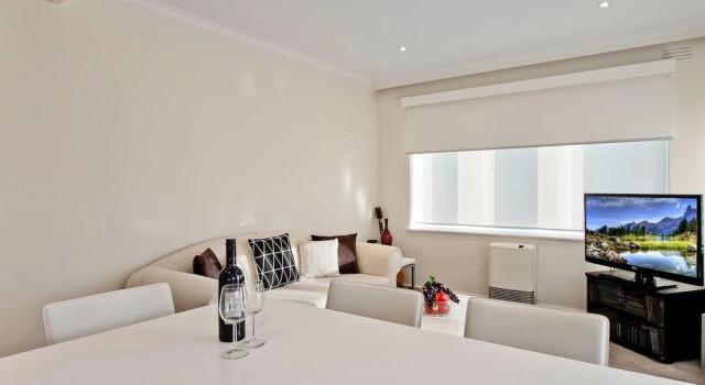 Elwood Seaside 2 Bed Retreat, Rezervovat Hotel Hotely v Elwood s parkováním, Parkování