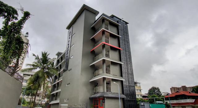 OYO Townhouse 061 GCDA Kakkanad Signal