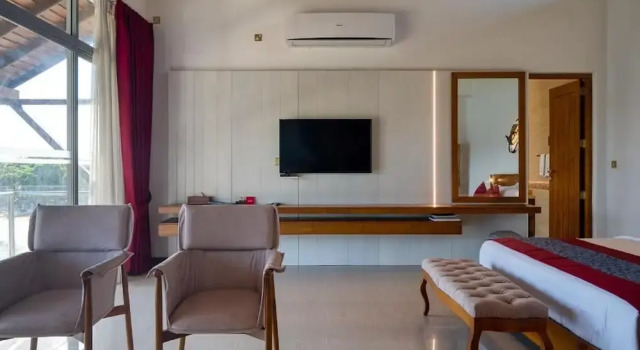 Люкс Luxury Beacon By The Bay Villas and Suites by the Clarks
