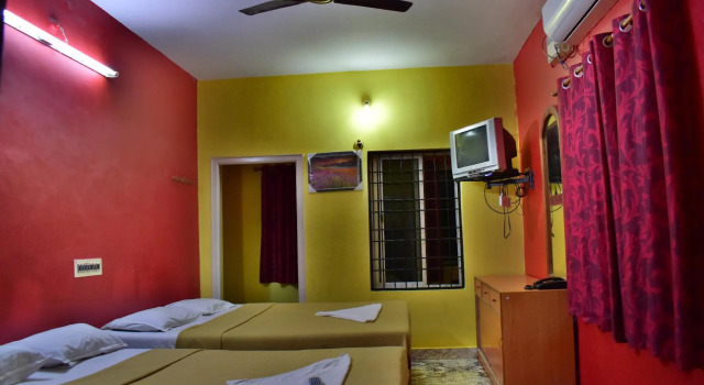Семейный номер Standard yelagiri residency