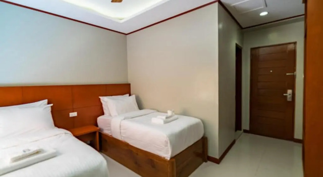 Номер Standard Coral Cliff Hotel