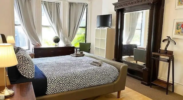Апартаменты Lovely two Bedroom With Patio!