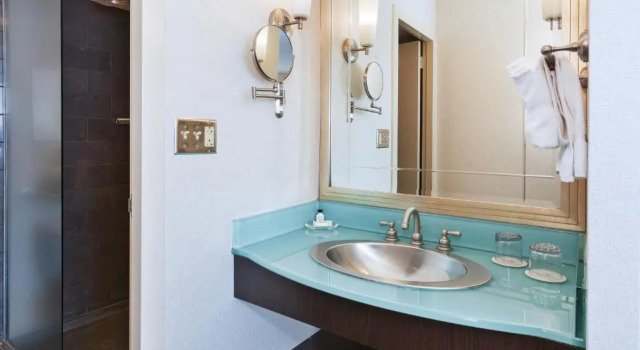 Номер Standard Crowne Plaza Syracuse