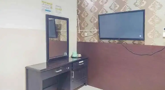 Hotel Halmahera Palangkaraya Mitra RedDoorz, Buchen Sie Hotel Palangka Raya Kalimantan Tengah