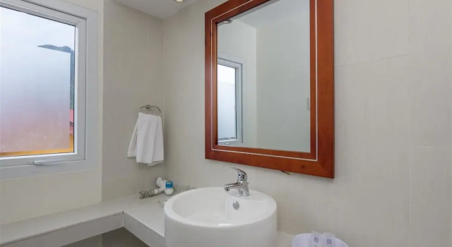 Номер Deluxe Thành Phát Hotel - Phong Nha