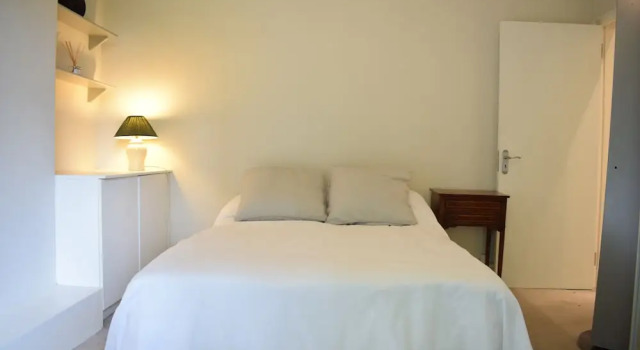 1 Bedroom Apartment With Outdoor Area in Chelsea, Varaa Huoneisto Asunnot kohteessa Merseyside, Huoneisto