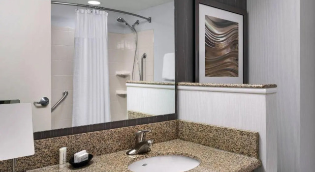 Номер Standard Courtyard Portland Airport