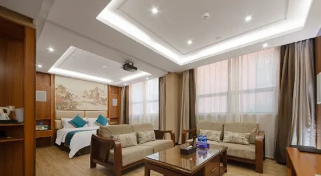 Люкс Premier Khotel