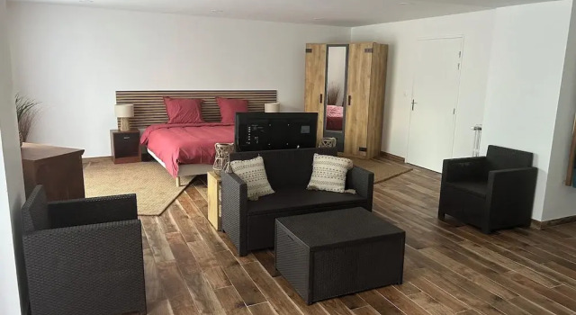 Domaine De Marguerite, Book Bed and Breakfast Janvry Essonne