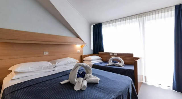 Четырёхместный номер Standard Hotel Mimosa