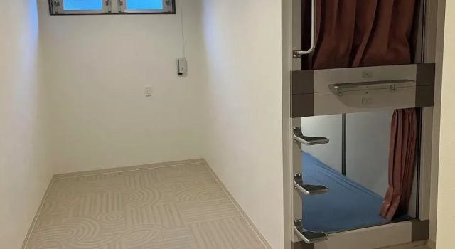 Женская капсула HOTEL PAiKAJi