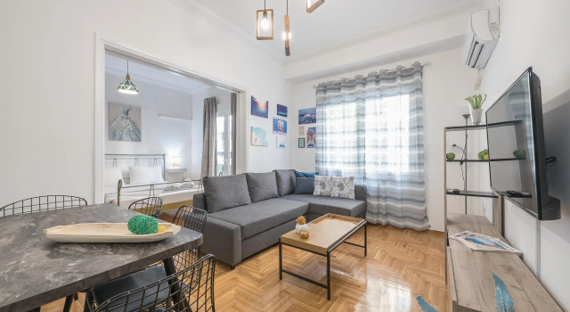 Athens Bright Suite by Cloudkeys