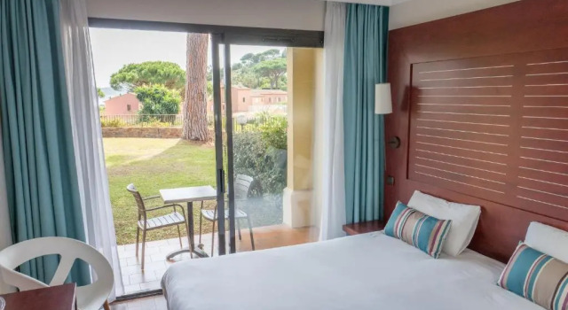 Двухместный номер Standard с видом на сад Hôtel Les Jardins De Sainte-Maxime
