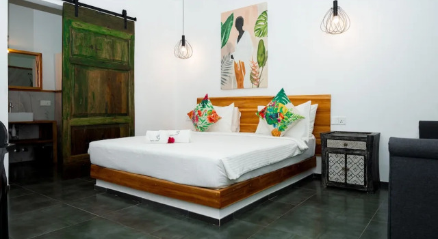 Номер Comfort Opera Hotel