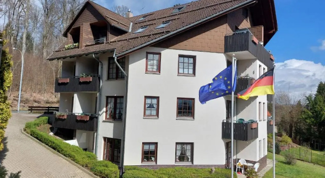 Апартаменты Haus Sachsensteinblick Ferienwohnung Sonnenschein
