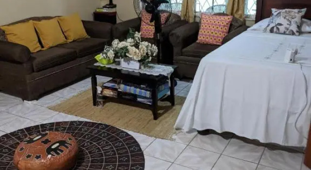 Ultimate Freedom Bed and Breakfast, Réserver Hôtel Santa Cruz Saint Elizabeth
