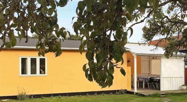 4 Person Holiday Home in Svaneke, Book Hotel Hoteller i Svaneke med parkering, Parkering