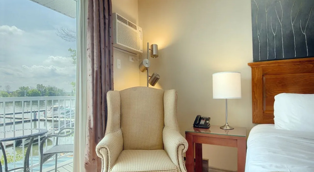Двухместный номер Superior с балконом Auberge Handfield et Spa