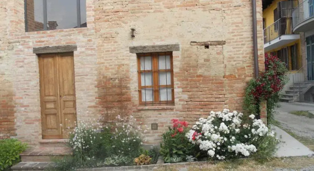 Al Centro del Borgo, Buchen Sie Hotel Guarene Langhe