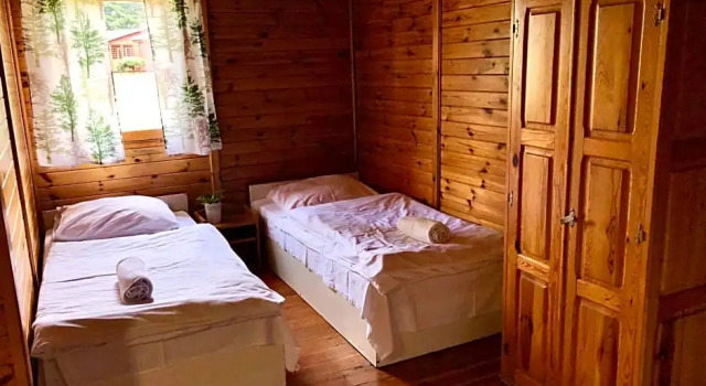 AB Domki całoroczne nad jeziorem, Réserver Hôtel Steszew Greater Poland