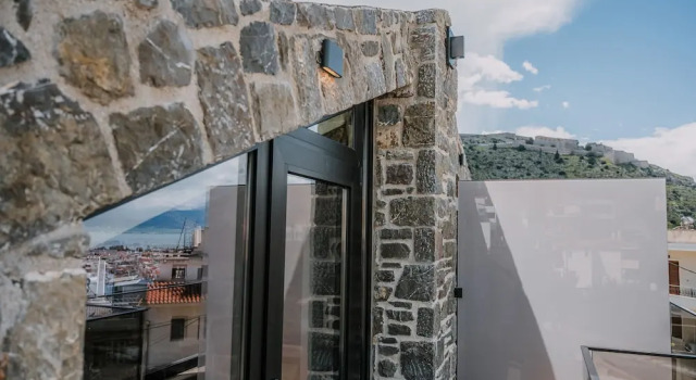Люкс Presidential с балконом Opal Executive Suites