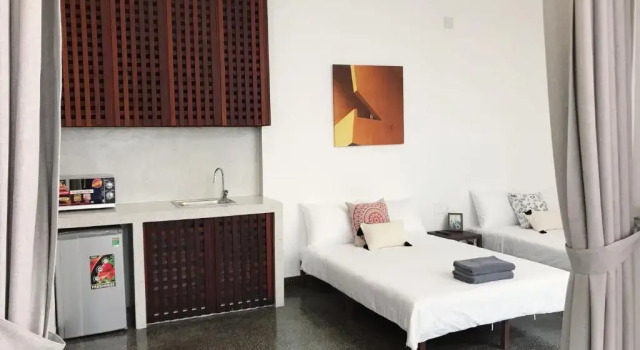 LaRose Cafe I Bed & Breakfast, Забронировать Отель Куинён Binh Dinh