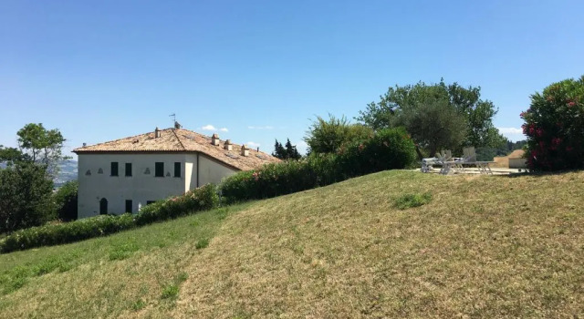 Апартаменты Borghetto Country Apartments