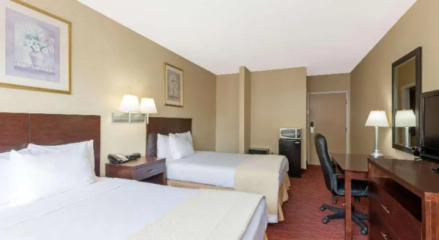 Номер Quality Inn Poughkeepsie