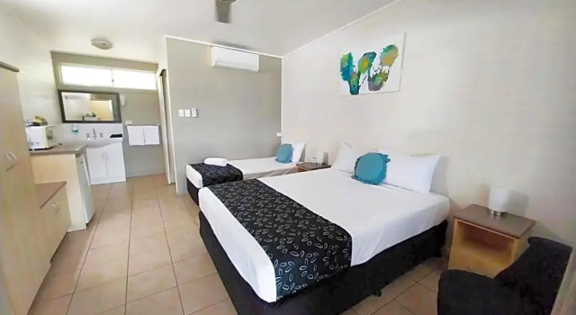 Номер Deluxe Tropic Coast Motel