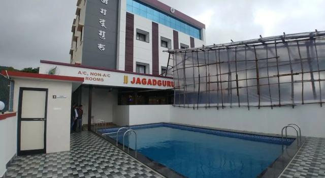 Hotel Jagadguru