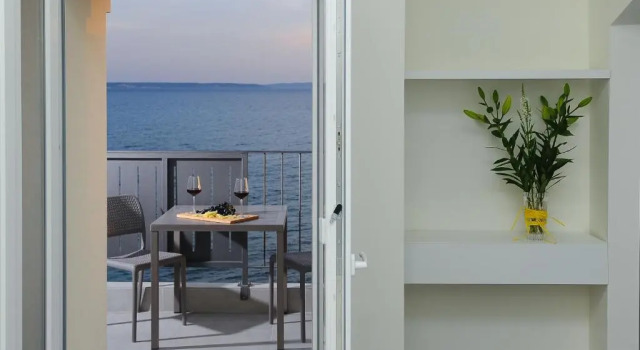 Апартаменты Superior Seaside Luxury Suites