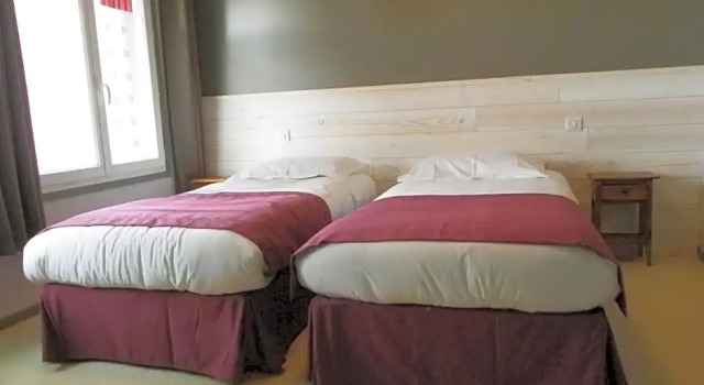 Comptoir et Dépendances, Rezerwuj Hotel Frontonas Isère