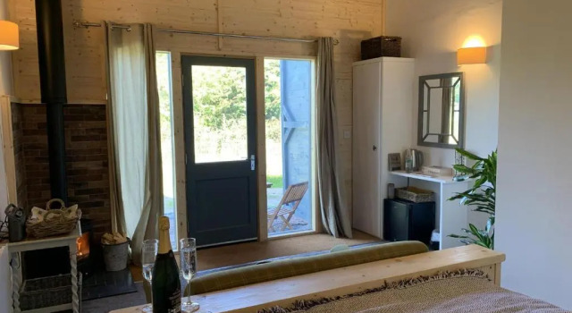 Коттедж 1 bed Barn Farm Stay