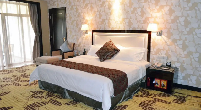 Номер Deluxe Country Garden Phoenix Hotel Huizhou Huiyang