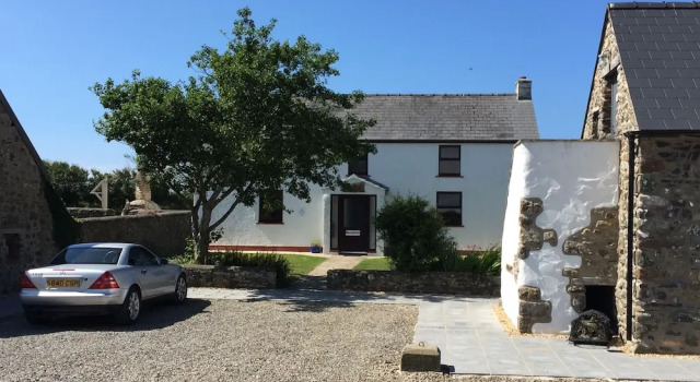 Newgale Lodge