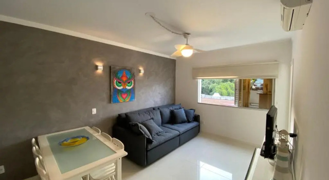 Apartamento Ubatuba Vista para o mar e pé na areia - Praia das Toninhas