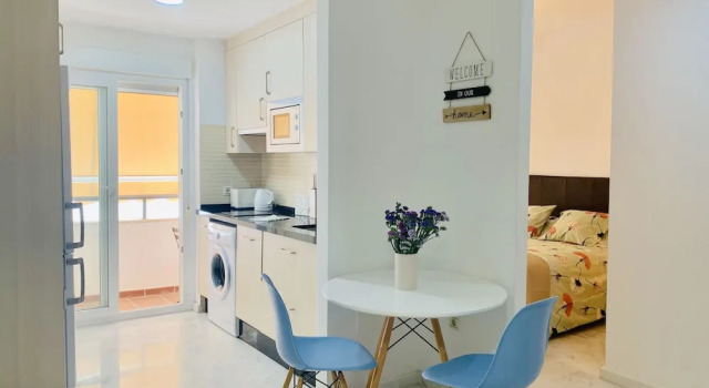Homely Malaga Parras Terraza Y Parking, Забронировать Апартаменты/квартира Малага - центр Малага, рядом с Музей Кармен Тиссен