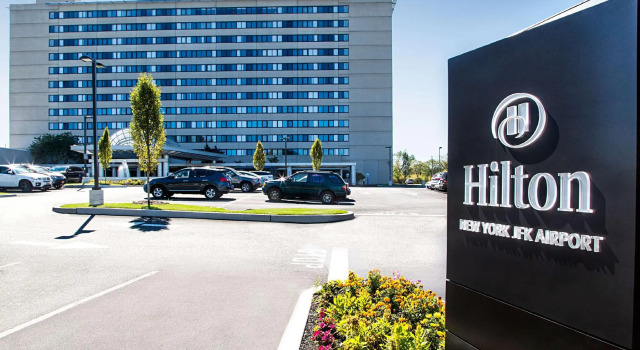 Номер Executive floor Marriott New York JFK Airport