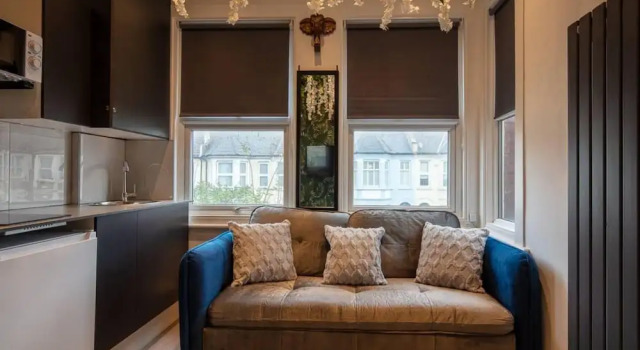 Cosy 1 Bed Duplex - Close to Metro - NW2