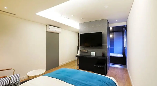 Двухместный номер Standard Elle Inn Hotel